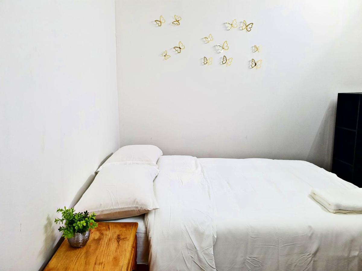 Quarto Individual com Banheiro Privativo