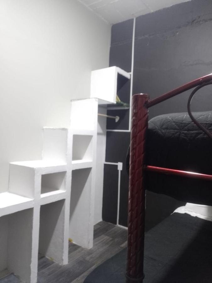 Quarto Triplo Básico