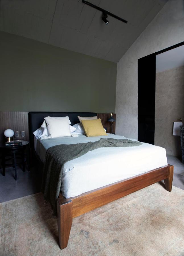 Quarto Duplo